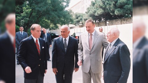 YAP-dan Əli İnsanovun Milli Şuraya dəstək mesajına REAKSİYA