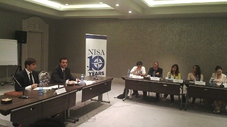 Elşad İskəndərov NATO müdavimləri qarşısında çıxış etdi 