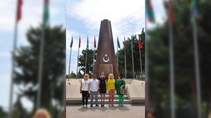 Ajda Pekkan Bakıda Şəhidlər Xiyabanına getdi - FOTOLAR