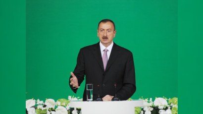 İlham Əliyevdən "Əbu-Bəkr" məscidinin açılmasını xahiş etdilər