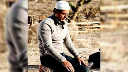 Şahrux Xan namaz qıldı - “Ramazanınız mübarək” yazdı - FOTO 