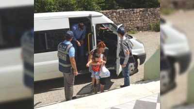 Türkiyədə ermənilərlə birgə fahişəlik edən azərbaycanlı qadınlar tutuldu - FOTO