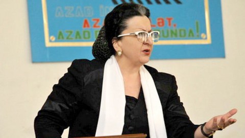 Lalə Şövkət də prezidentliyə namizəd ola bilər