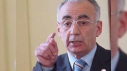 Abutalıbov şəhərdə maşın saxlamağı qadağan etdi