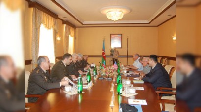 Səfər Əbiyev ABŞ generalı ilə görüşüb