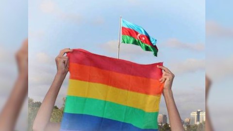 Homoseksuallar Bakıda etiraz aksiyası keçirib – FOTO 