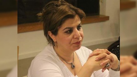 Gülər Əhmədova vəkilindən imtina etdi
