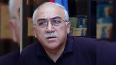 İsa Qəmbər Cəmil Həsənlinin müdafiəsinə qalxdı