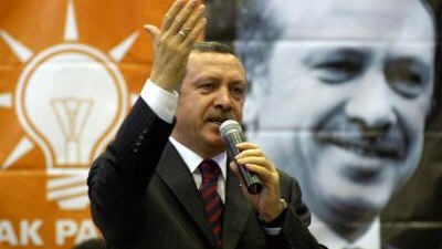 AKP-nin Azərbaycandakı seçkilərlə bağlı mövqeyi: "Düzgün seçim edin!" -  EKSKLÜZİV