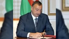  Prezident Fuad Salayevə “Şöhrət” ordeni verdi