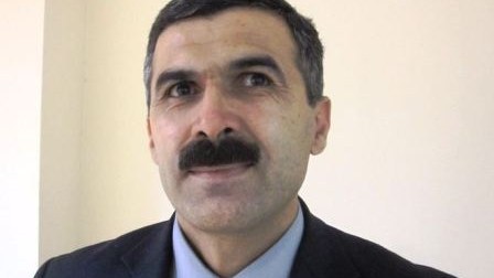 Oqtay Gülalıyev oğlunun bıçaqlanmasına görə nazirə müraciət etdi