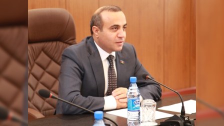 QHT Şurası qrant müsabiqəsinin şərtlərini dəyişir