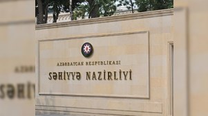 Səhiyyə Nazirliyindən həkimlərlə bağlı açıqlama: “Həkimin saatı olmur”