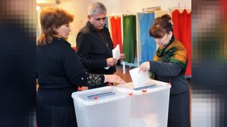 Jurnalistlər seçkidə harda səs verəcəklər? - Seçkiyə gedən və getməyənlərlə SORĞU