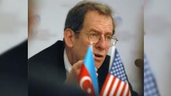 ABŞ səfiri seçki prosesini izlədi