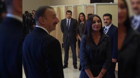 İlham Əliyev və xanımı səs verdi - FOTOLAR