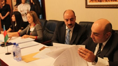 Azərbaycanın xaricdəki diplomatik korpuslarında səsvermə normal keçir - FOTOLAR