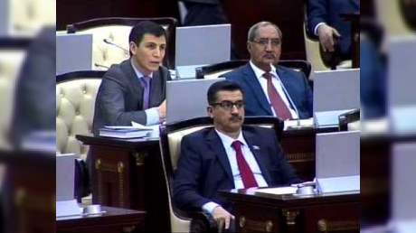 Zahid Oruc Fəzail Ağamalının yanına qayıdır?