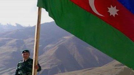 Parlamentdə bayraq ETİRAZLARI: “Müdafiə Nazirliyi yaşıl rəngi birinci asır”