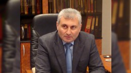 “Yeni Azərbaycan”ın baş redaktoru Cəmil Həsənlinin iddiasından qorxmur