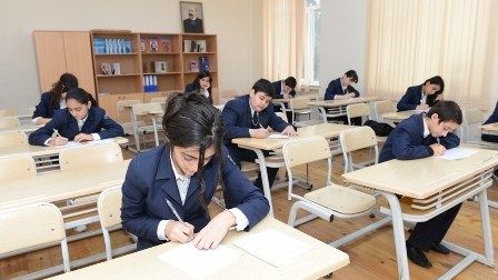 Bakı məktəblərində fənlər üzrə “Bilik yarışı” keçirilir