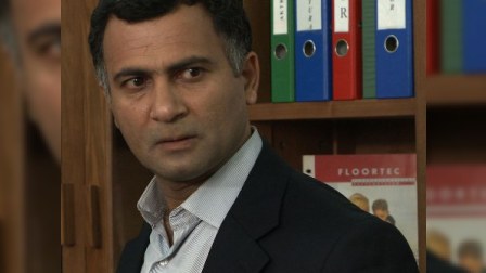 Azərbaycanın əməkdar artisti polisə aparıldı - YENİLƏNİB