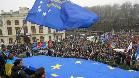 Ukrayna müxalifətinin aksiyası hökuməti silkələdi - FOTOLAR
