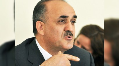 Səlim Müslümov 14 TSEK rəhbərini işdən azad edərək iclasdan qovub 