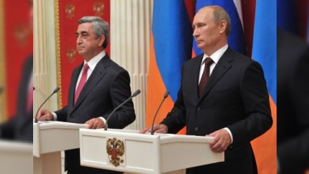 Putin Ermənistana gəldi
