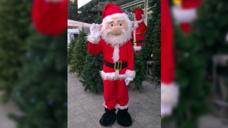 Bakıda təxribatdan yayınan Şaxta baba - FOTO