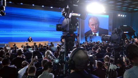 Putinlə görüşə gedən azərbaycanlı jurnalistlər - Kimin nə sualı var?