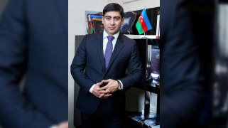 Rövnəq Abdullayev nefti niyə Anar Əliyevin şirkətlərinə satdığını izah etdi - BƏYANAT