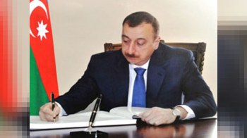 Prezident tanınmış jurnalistə mənzil bağışladı - ÖZƏL