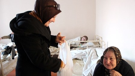 Sevinc Əzimbəyli zəngin insanlara müraciət etdi 