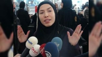 Dörd sənətçi ümrə ziyarətinə getdi – FOTO