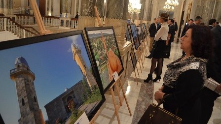 Türkiyədə İlham Əliyevə həsr olunmuş sərgi yüksək qiymətləndirilib-FOTOLAR