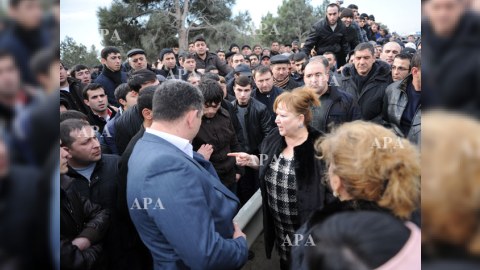 Deputat: “Kəbirə Məmmədova “Binə”dəki sahibkarları niyə zülmə salır?”