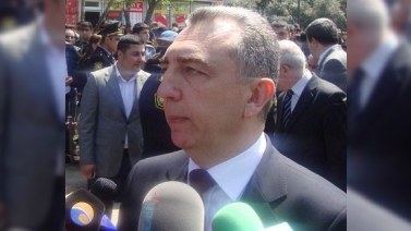 Eldar Əzizovun 52 metrlik tortu təqdim olundu