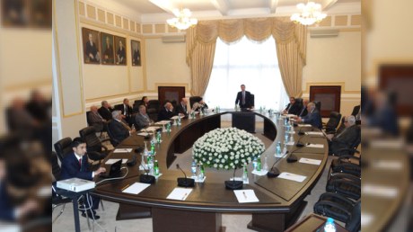 AMEA-nın institut rəhbərləri alimlərin etirazından DANIŞDILAR: “Akademiya həbsxana deyil”