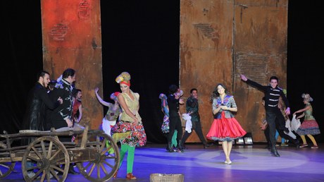 Heydər Əliyev Mərkəzində “Vera məhəlləsinin musiqiləri” müzikli təqdim olunub