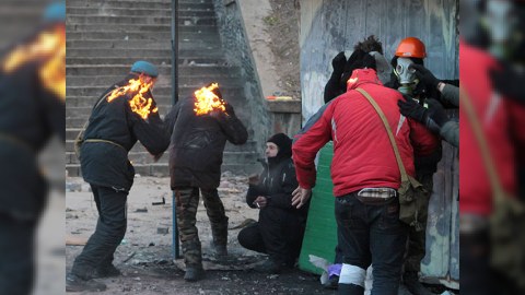 Kiyevdə 30 jurnalist yaralanıb
