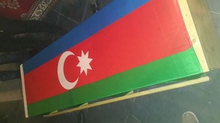 Dünən şəhid olmuş kapitanın iki övladı onun öldüyünü hələ bilmir