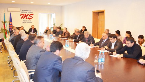 Mətbuat Şurasına 423 şikayət gəlib: 2013-cü ilin hesabatı verildi  - FOTOLAR