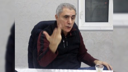 Alim Qasımov: “Ailəlikcə donuruq, bizə kömək edin!”
