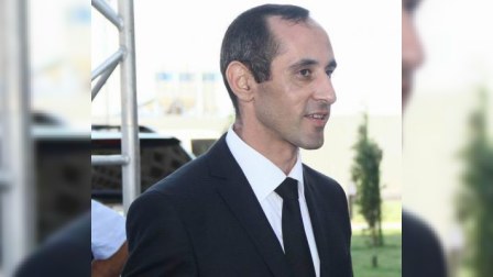 Bizim futbolda təlxəkləri kim yetişdirir?