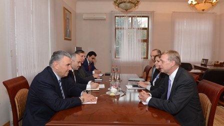 Əli Həsənov Norveç Krallığının səfiri ilə görüşüb