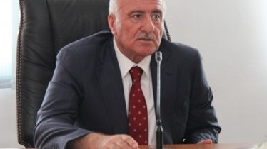 Komitə sədri bələdiyyələrin möhürlü sənədini tanımadı: “O hüquqi sənəd deyil”