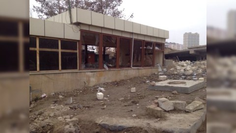 Bakıda metrostansiyanın yaxınlığındakı partlayış yerindən yeni FOTOLAR