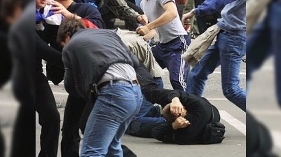 Sumqayıtda kütləvi dava - 20 nəfərdən 2-si ağır yaralandı