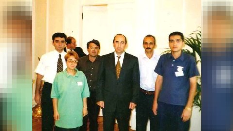 Köçəryan və Azərbaycan jurnalistləri: “Erməni prezident quş buraxdı” - FOTO 
